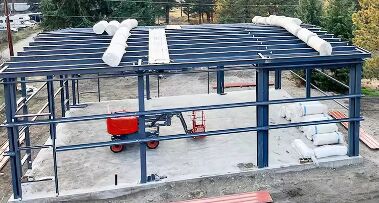 बड़े स्पैन उच्च गुणवत्ता वाले इस्पात संरचना पूर्वनिर्मित गोदाम निर्माण प्रीफैब कार्यशाला भवन आधुनिक डिजाइन तेजी से स्थापित करें